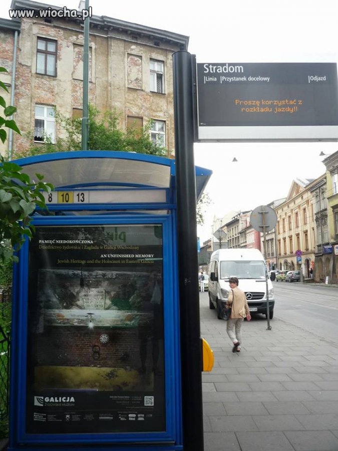 Mamy nowoczesne wyświetlacze na przystankach