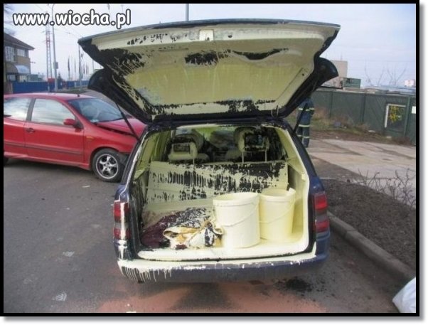 To sobie pomalował...