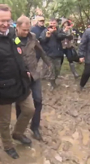 Donek! I jak Tobie u nas na dole?