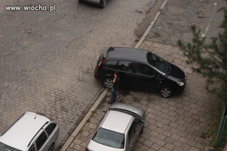Rozwalić komuś auto i uciec-polska metoda-Wrocław