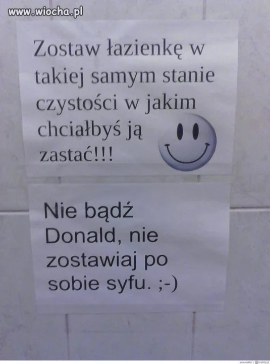 W jednym z kibli