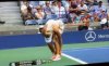 Każdy lubi tenis.