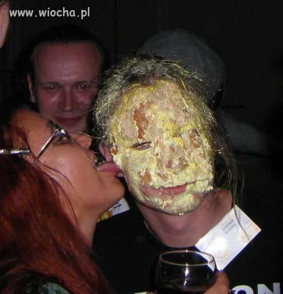 Maseczka z jajecznicy