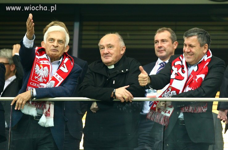 -Kopacz załatwiła!- Nie! To Bóg tak chciał!-Kopacz!