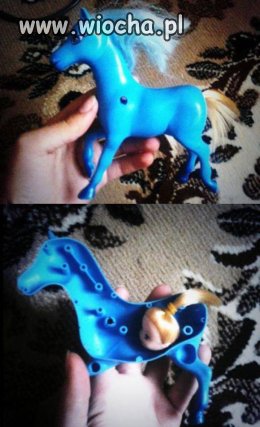 Open the horse 