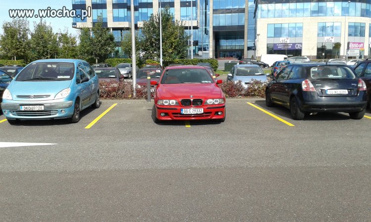 I tak codziennie na parkingu pracowniczym...