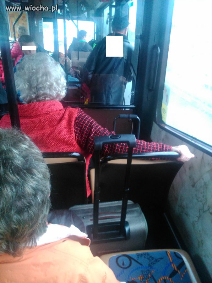Dwa wolne miejsca, ale nie usiądziesz