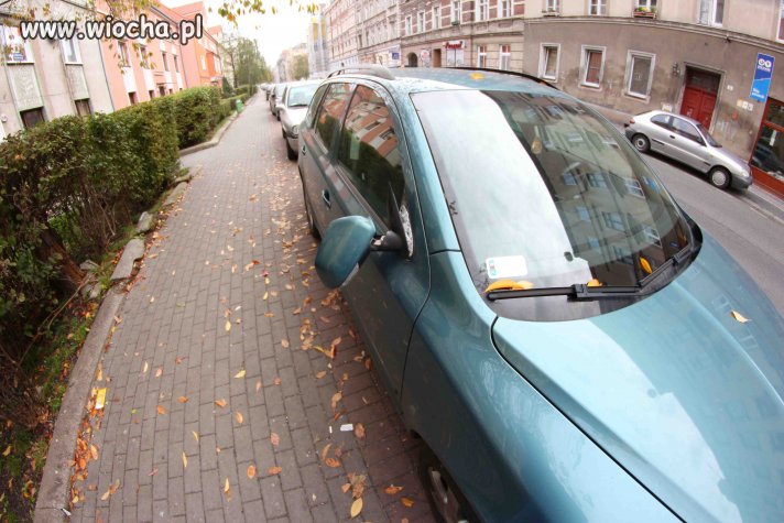 Opole ul. Kośnego -31.10 piątkowy psikus
