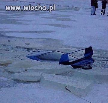 Cwaniaczek szpanował 