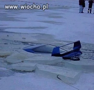 Cwaniaczek szpanował 