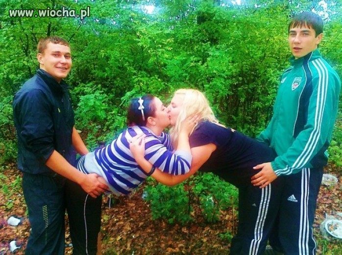 Dresikowe gangbang.