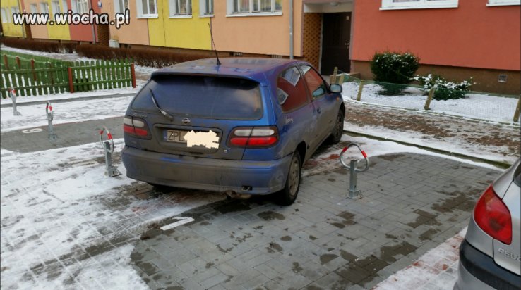 "Bo było wolne miejsce"