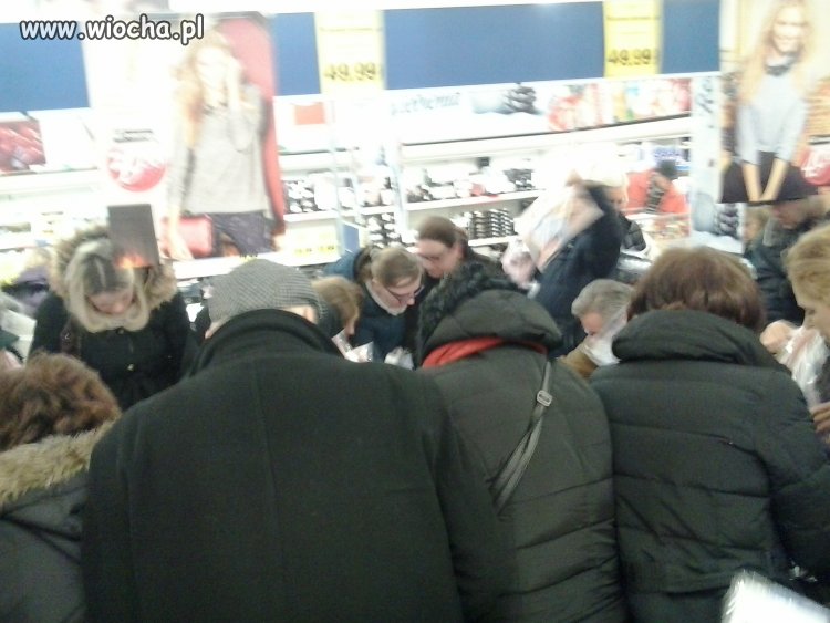 7:16 Lidl ul. Myśliborska w Warszawie
