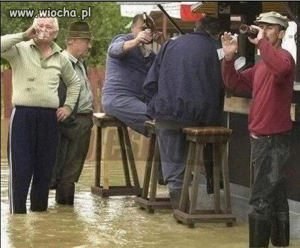Płyny należy zawsze uzupełniać.