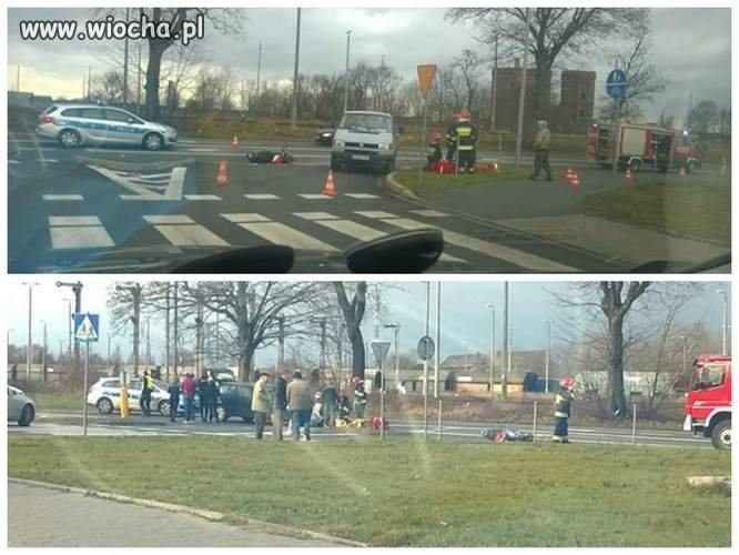 60 minut oczekiwania na karetkę po wypadku. 