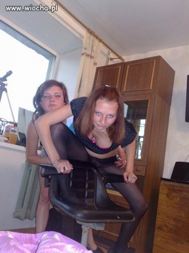 Seksowna i agresywna.