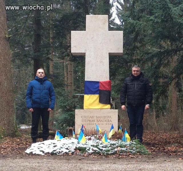 „Ukraińscy wolontariusze” odrestaurowali grób...