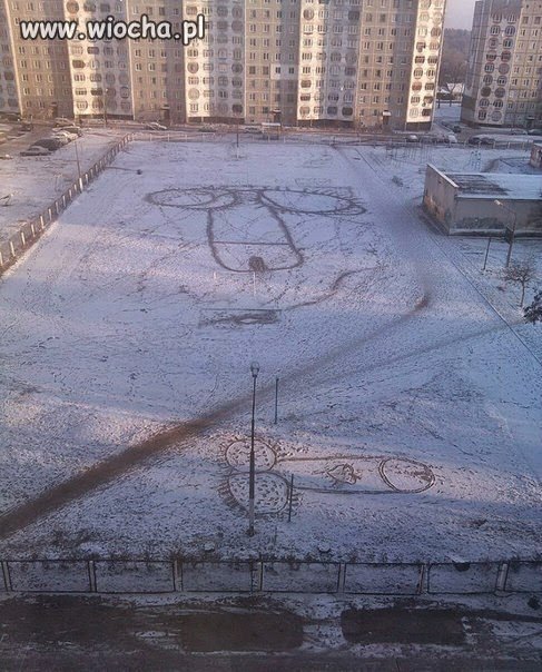 Mamo mogę iść na podwórko?
