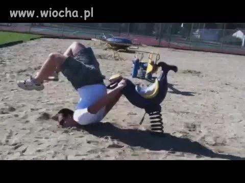 Z kogucika schodzę tak