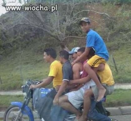 Ciapaci na motorku