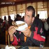 W restauracji.