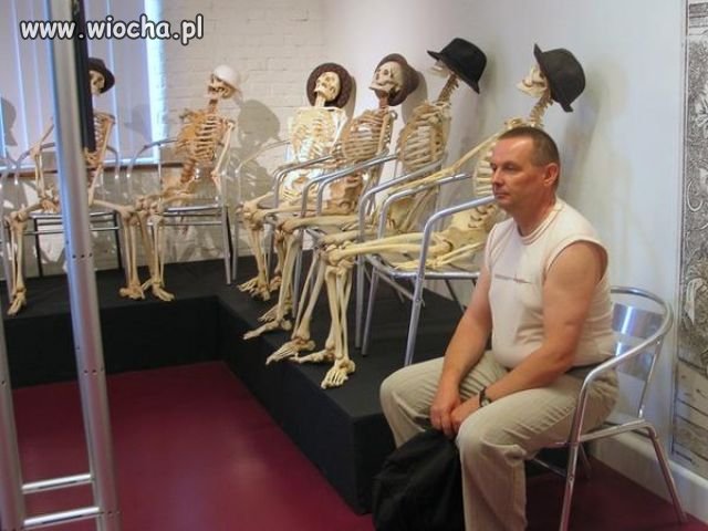 W oczekiwaniu do "szpecialisty"