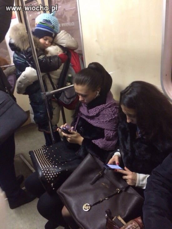 One też będą matkami, więc niech jeszcze odpoczywają