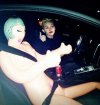 Miley Cyrus i jej koleżanka 