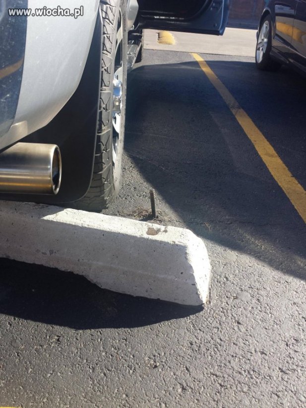 A wystawię sobie takie uzbrojenie na parkingu