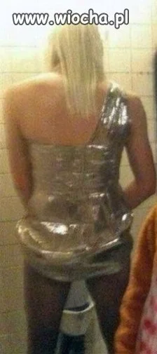 Wchodzę do WC