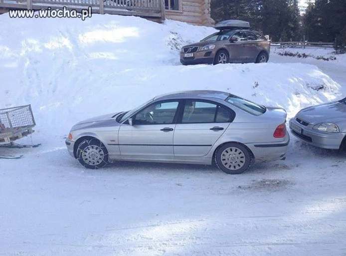 Chyba auto blondynki 