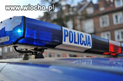 15-latek uderzył siekierą w głowę policjantkę