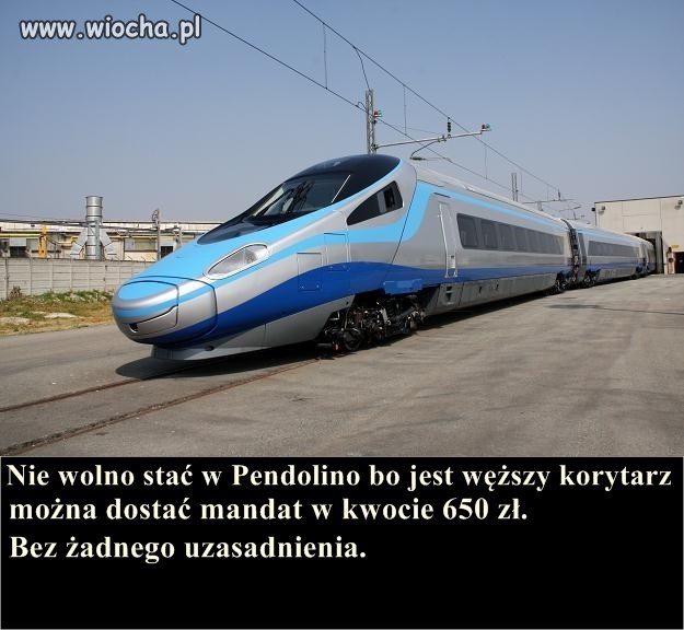 Stoisz w korytarzu w Pendolino