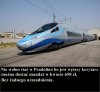 Stoisz w korytarzu w Pendolino