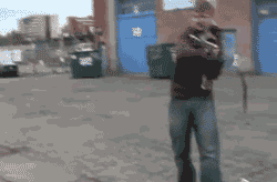 Chce być ninja.