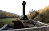 Złodzieje złomu rozbierają polski czołg spod Monte Cassino,
