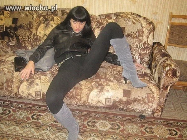 Do zdjęcia pozuje tak 