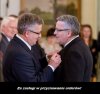 Za usługi...