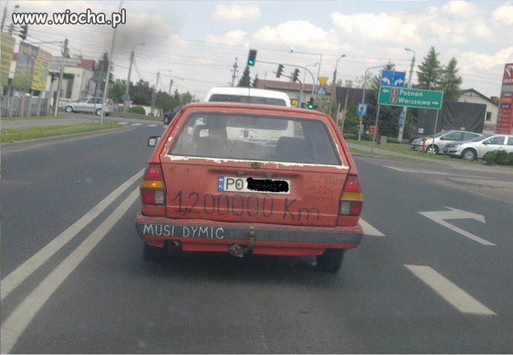 Musi dymić 
