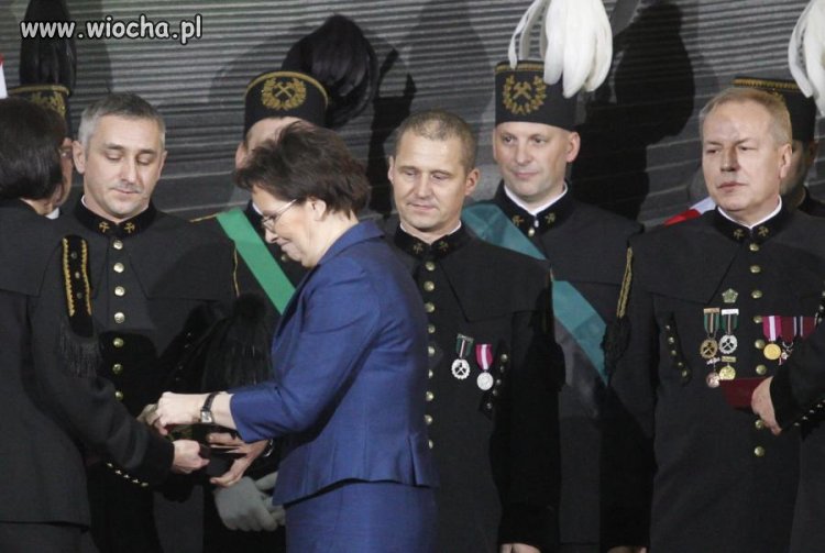 "Te kopalnie są nierentowne, trzeba je zamknąć..."