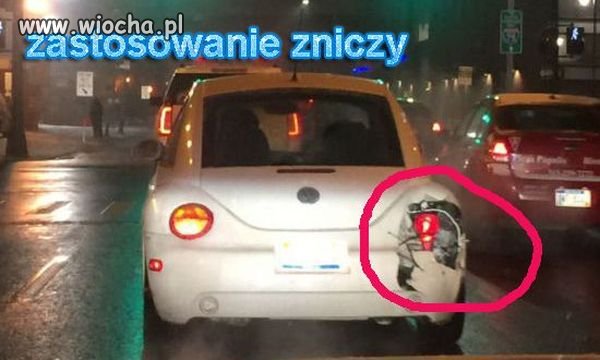 Znicz na wyposażeniu auta