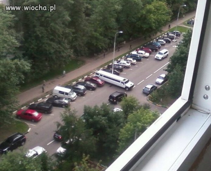 No to zaparkował