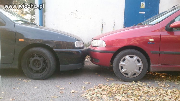Chamskie parkowanie na osiedlowych parkingach... 