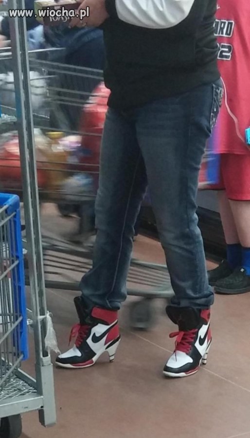 Szpilki od Nike