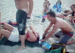 Na plaży.