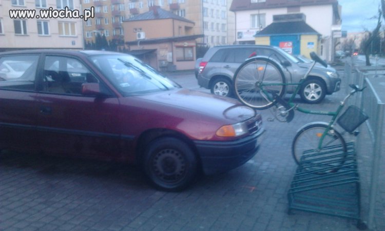 Rowerzyści też mają parkingi 