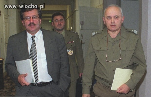 Gen. Rusak, szef WSI polecany przez Komorowskiego