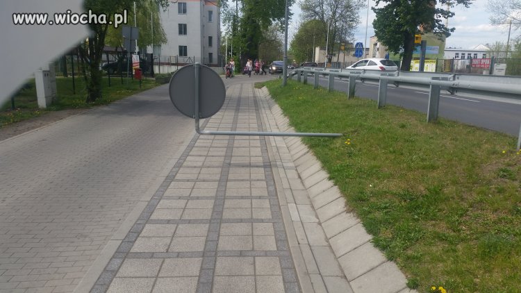 I weź tu przejdź.
