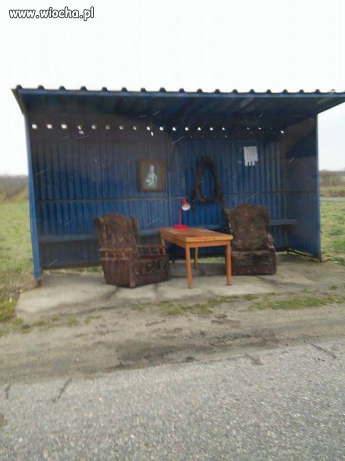 Przystanek w Bądkowie