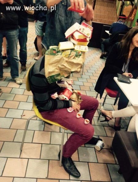 Nigdy nie zasypiaj w McDonaldzie